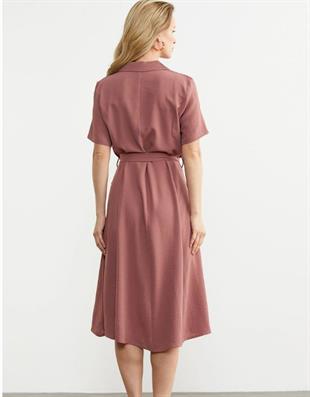 77389 Yakalı Cepli Düğmeli Midiboy Krep Gömlek Elbise