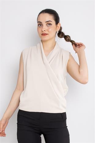 81856 Kruvaze Yaka Dökümlü Kolsuz Şifon Bluz