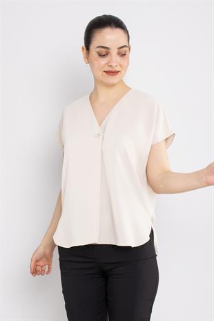 81908 Vyaka Broşlu Kısa Kol Krep Şifon Bluz