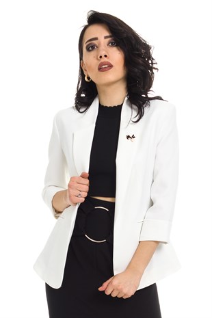 90179 Kedi Broşlu Kadın Ceket