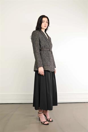 90883 Kemerli Kırçıllı Yakasız Kaşe Ceket