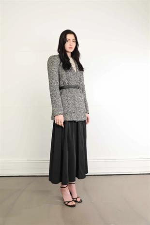 90883 Kemerli Kırçıllı Yakasız Kaşe Ceket