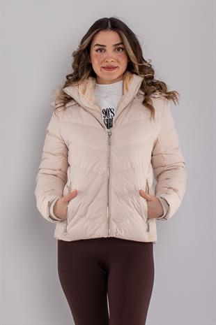 BESTE Slimfit Kapüşonlu İçi Kürklü Kısa Mont