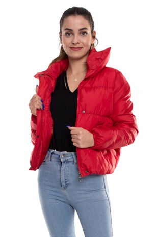 LEYLAK Geniş Yaka Kol ve Etek Ucu Lastikli Kadın Kısa Mont