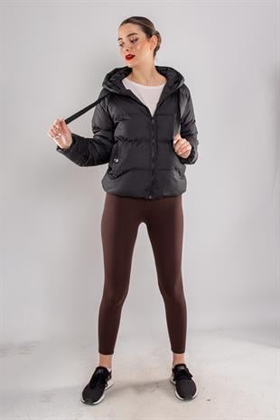 PLEA Slimfit Çıtçıtlı Kapüşonlu Kısa Şİşme Mont
