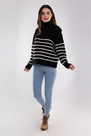 T93553 Yarım Balıkçı Çizgili Omuz Düğmeli Triko Kazak