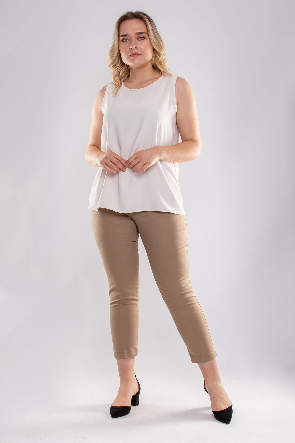 11676 Beli Lastikli Keten Pantolon