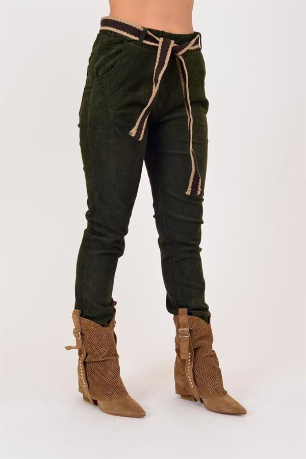 22036 Hasır Kemerli Kadife Pantolon
