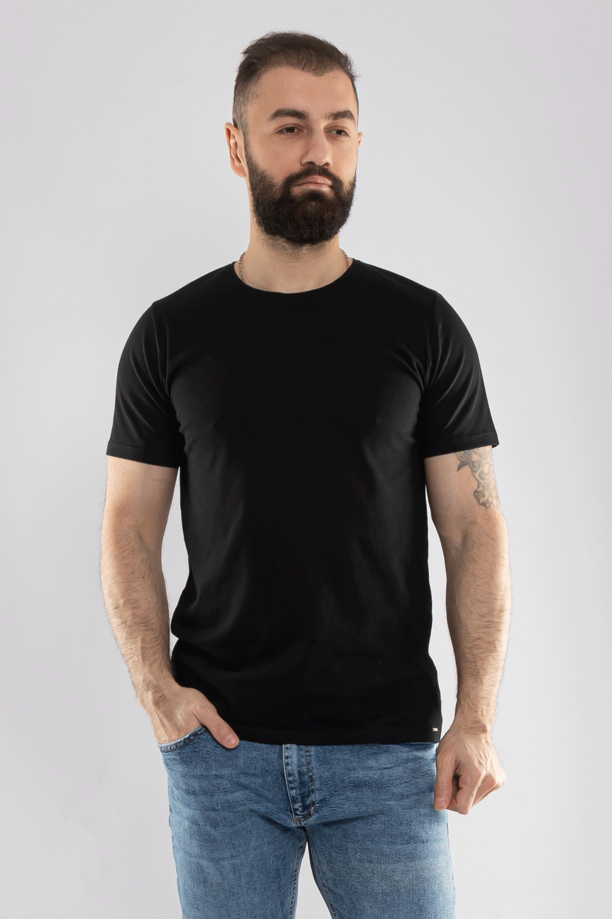 2413 Bisiklet Yaka Merserize Pamuk Düz Basic Tshirt