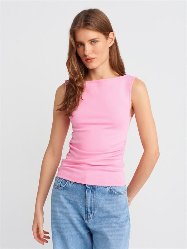 31589 Büzgülü Kayık Yaka Top Crop