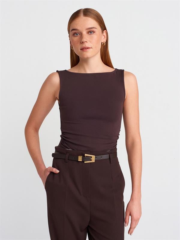 31589 Büzgülü Kayık Yaka Top Crop