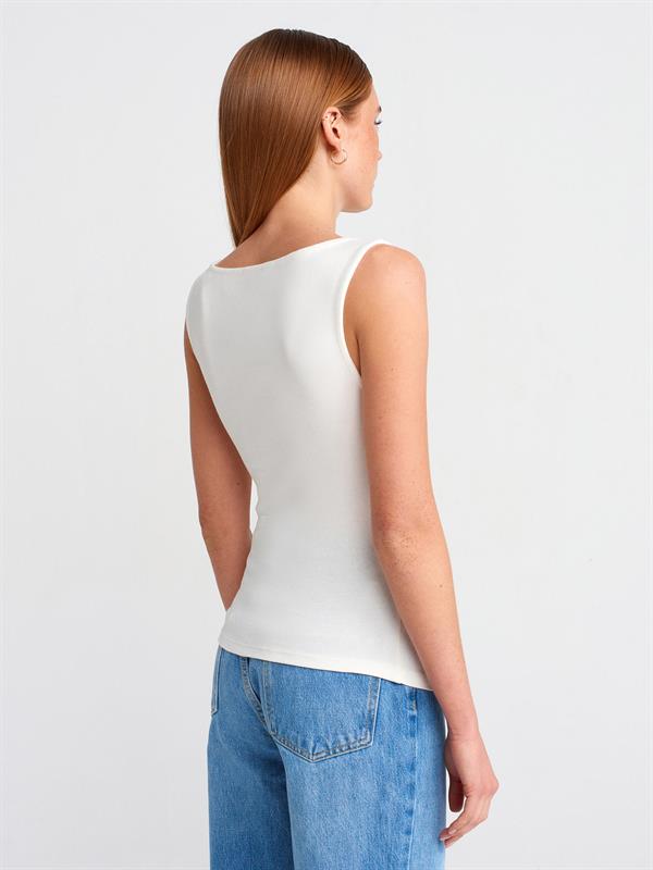 31589 Büzgülü Kayık Yaka Top Crop