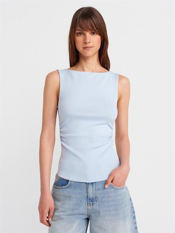 31589 Büzgülü Kayık Yaka Top Crop