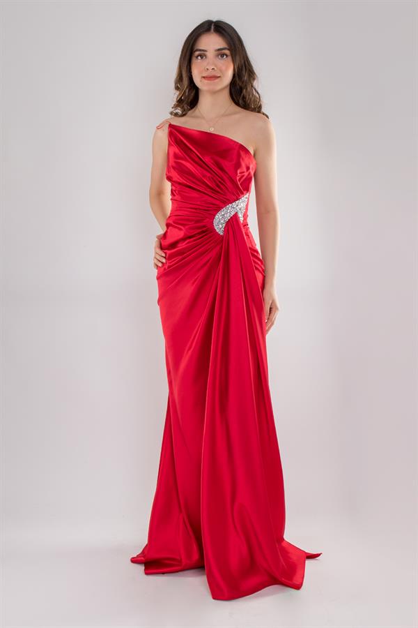 5029 Tek Omuz Beli Drape Taş Detay Uzun Saten Elbise