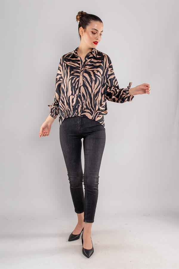 50630-4 Leopar Desen Kol Ucu Beli Bağcıklı Saten Bluz