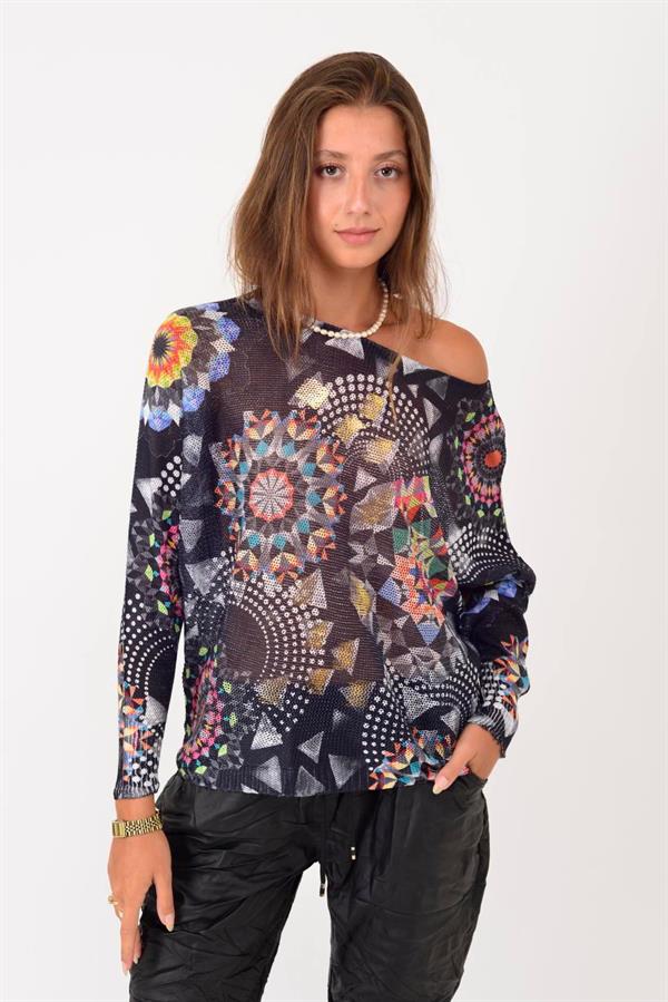 52000-87 Kaleidoskopik Desen Bluz
