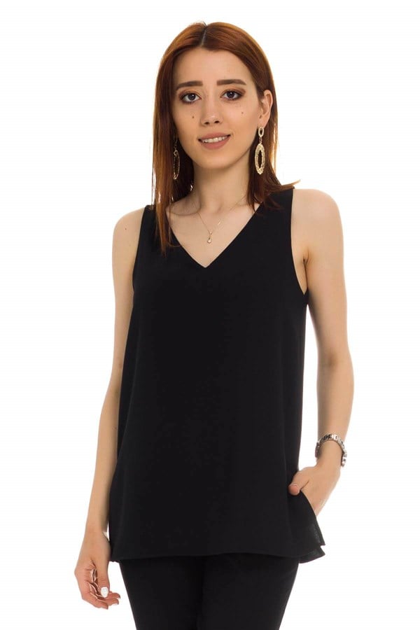 81235 V Yaka Askılı Astarlı Krep Bluz