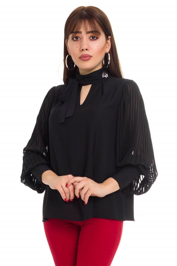 81282 KOLU PİLİSELİ YAKA BAĞCIKLI BLUZ