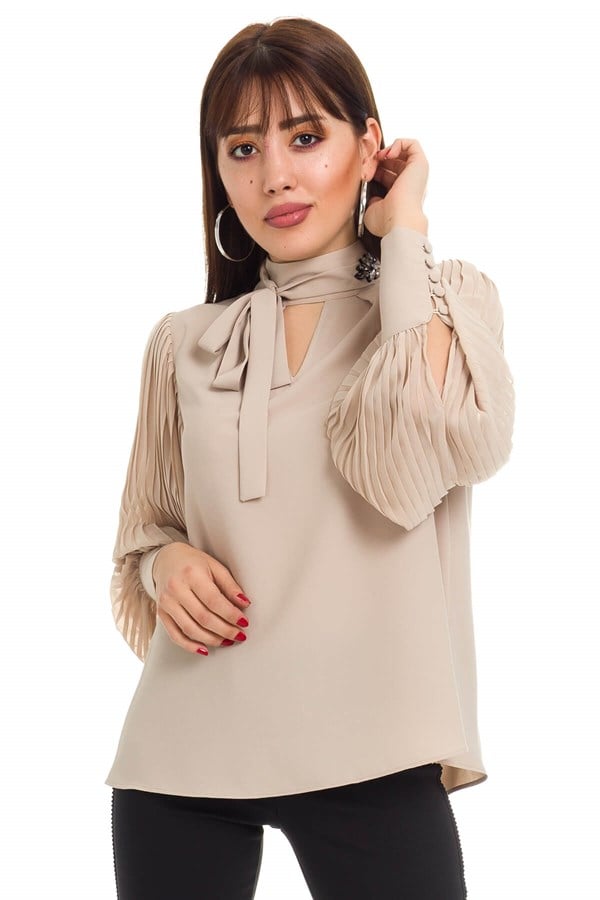 81282 KOLU PİLİSELİ YAKA BAĞCIKLI BLUZ