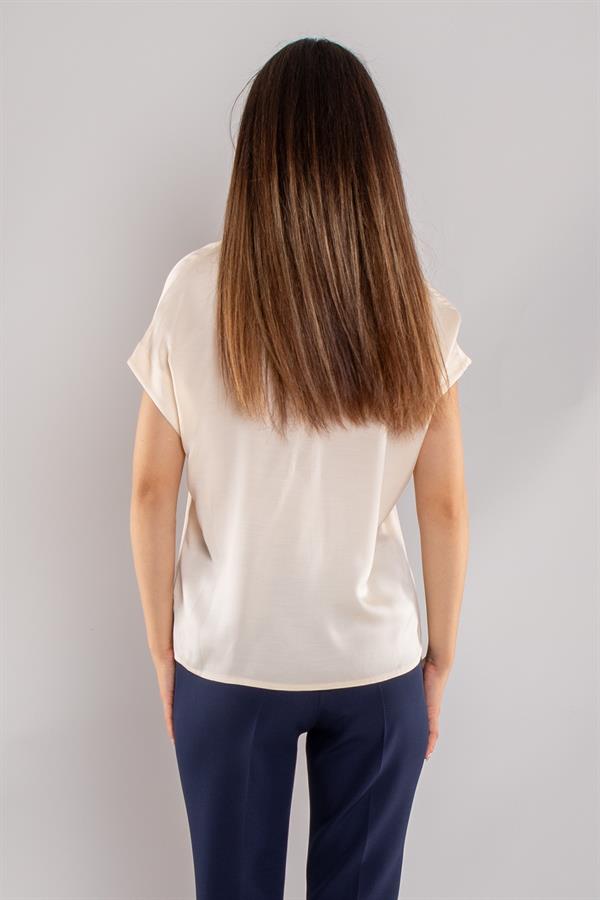 81813 Yakasız Gizli Düğmeli Rayon Kumaş Kadın Bluz