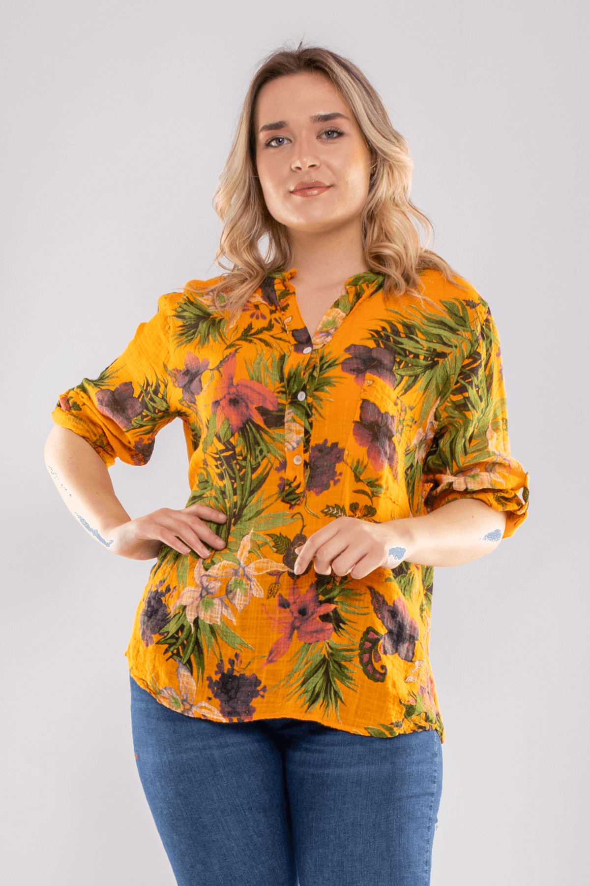 83931-6 Lilyum Desen Pamuklu Bluz
