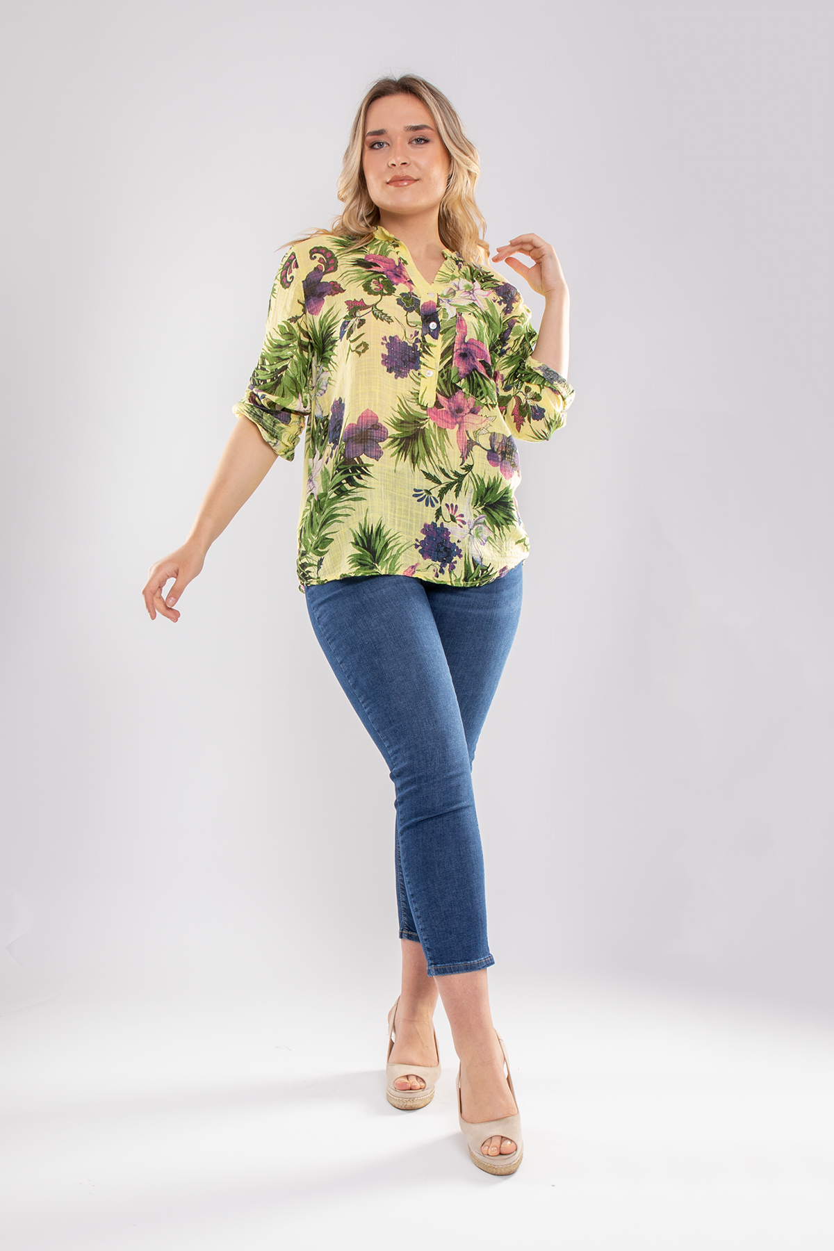 83931-6 Lilyum Desen Pamuklu Bluz