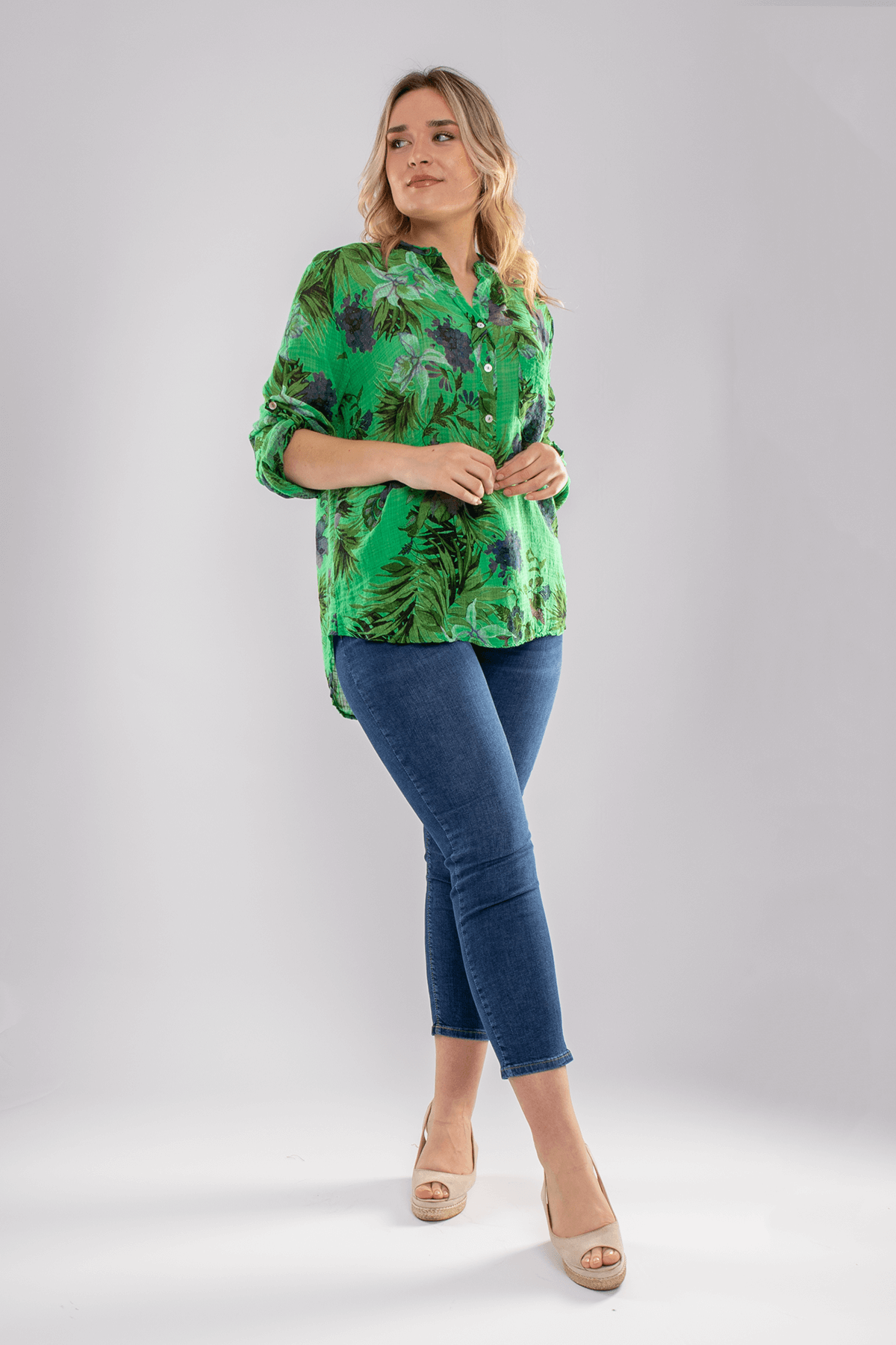 83931-6 Lilyum Desen Pamuklu Bluz