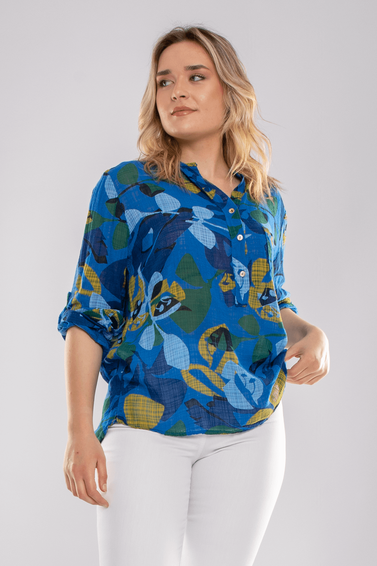 83931-7 Karışık Yaprak Desen Pamuklu Bluz