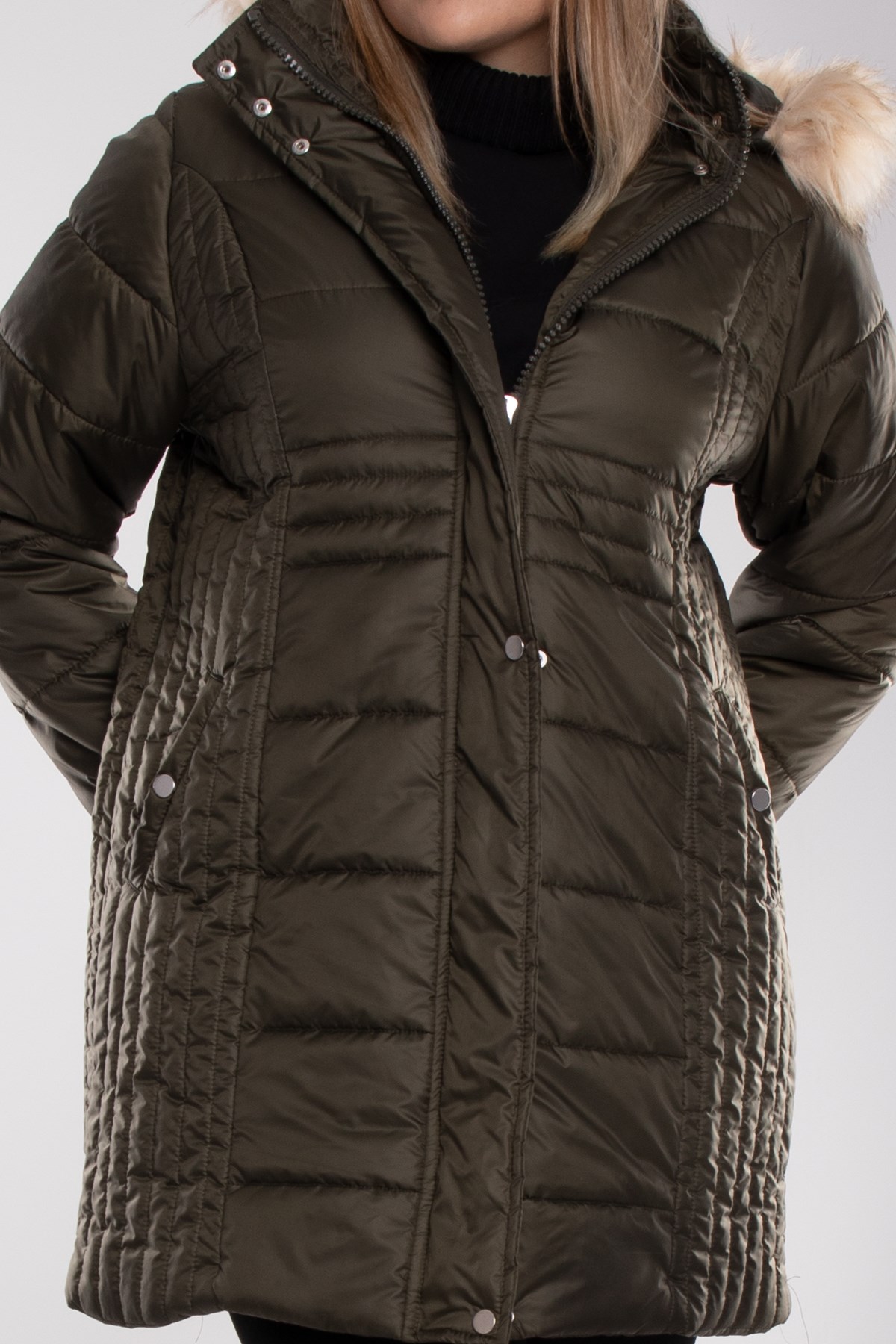 9754 Büyük Beden Kapitone Kapüşonu Kürklü Astarlı Uzun Kadın Mont