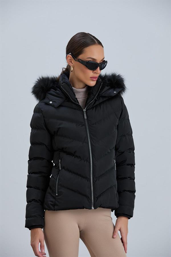 BESTE Slimfit Kapüşonlu İçi Kürklü Kısa Mont