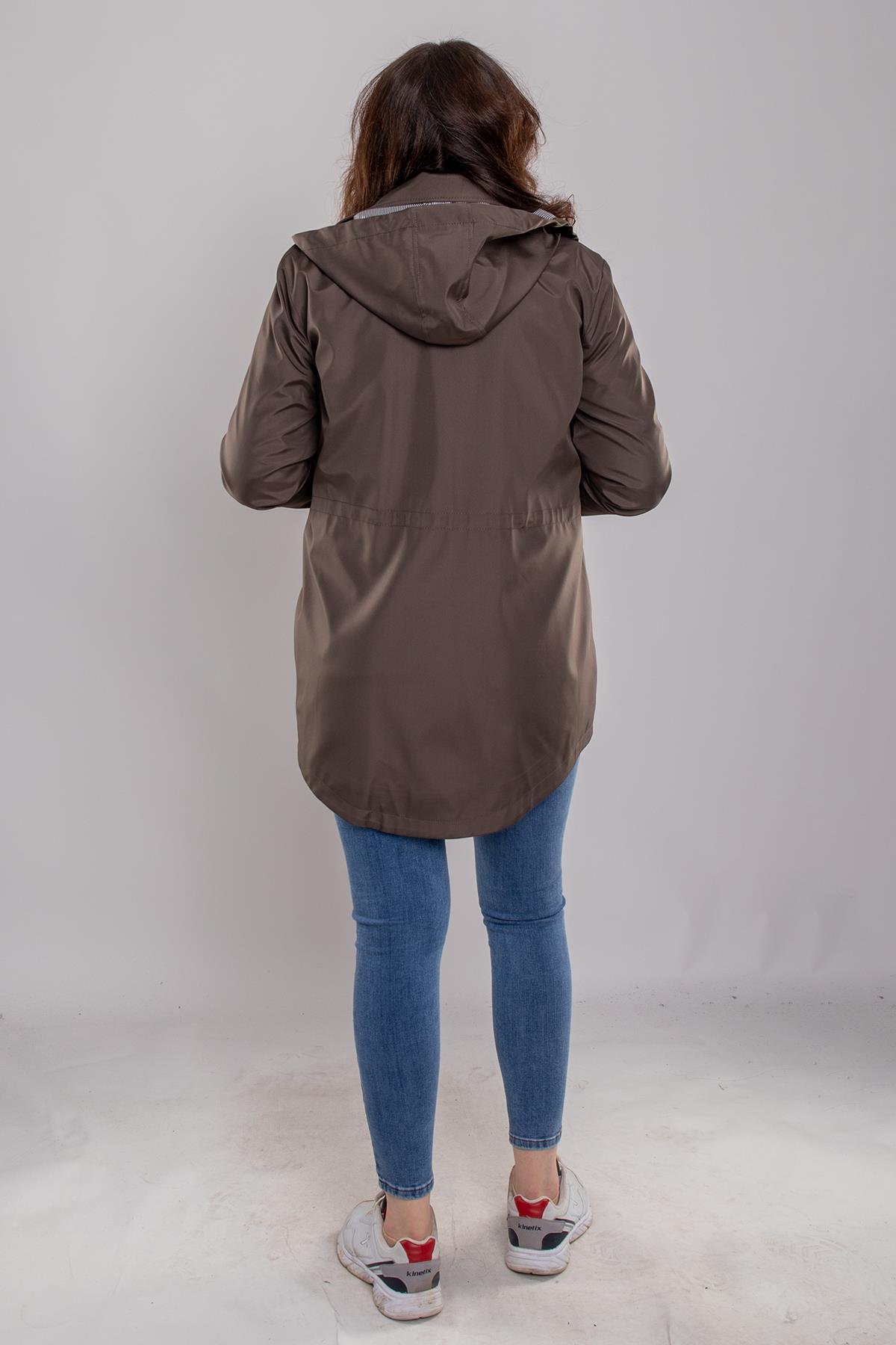1009 Büyük Beden Kol Katlama Kapüşonlu Beli Bağcıklı Kadın Trençkot