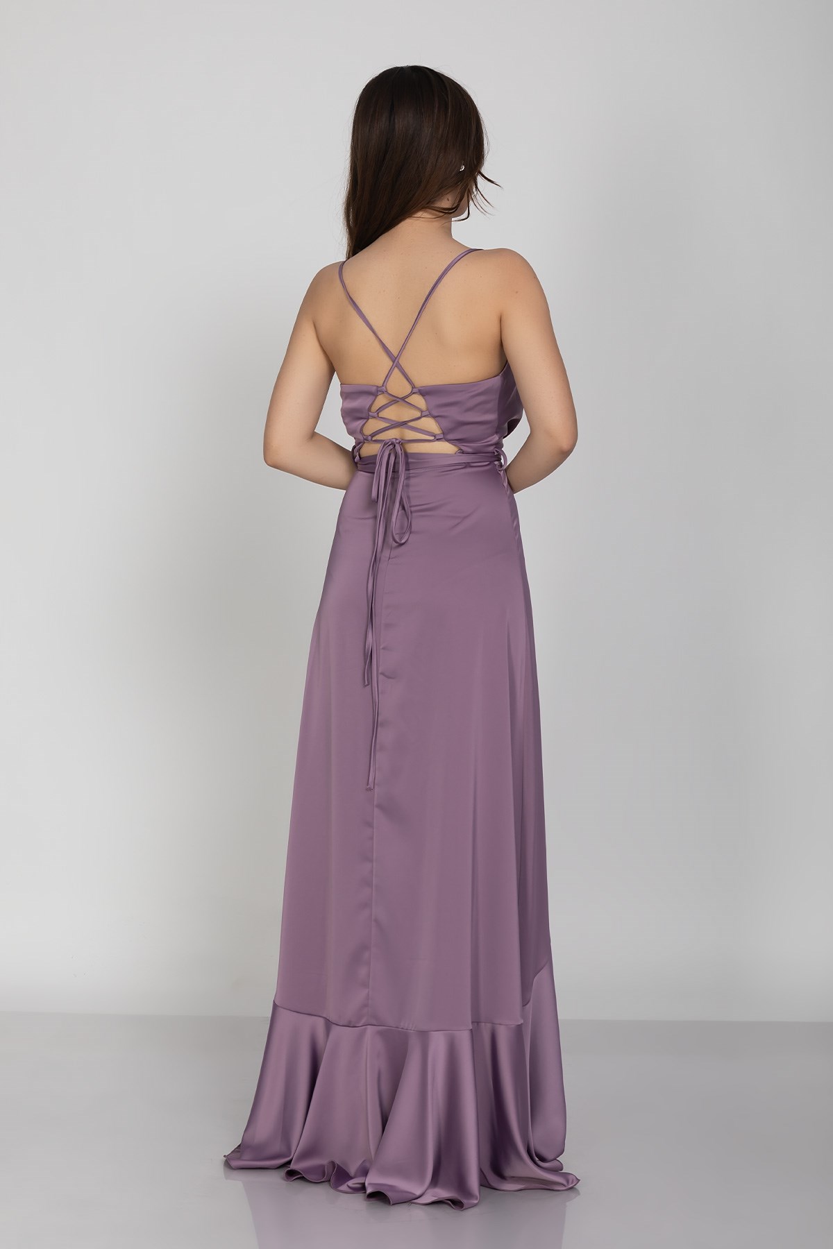 1026 KB Saten Eteği Katkat Uzun Elbise