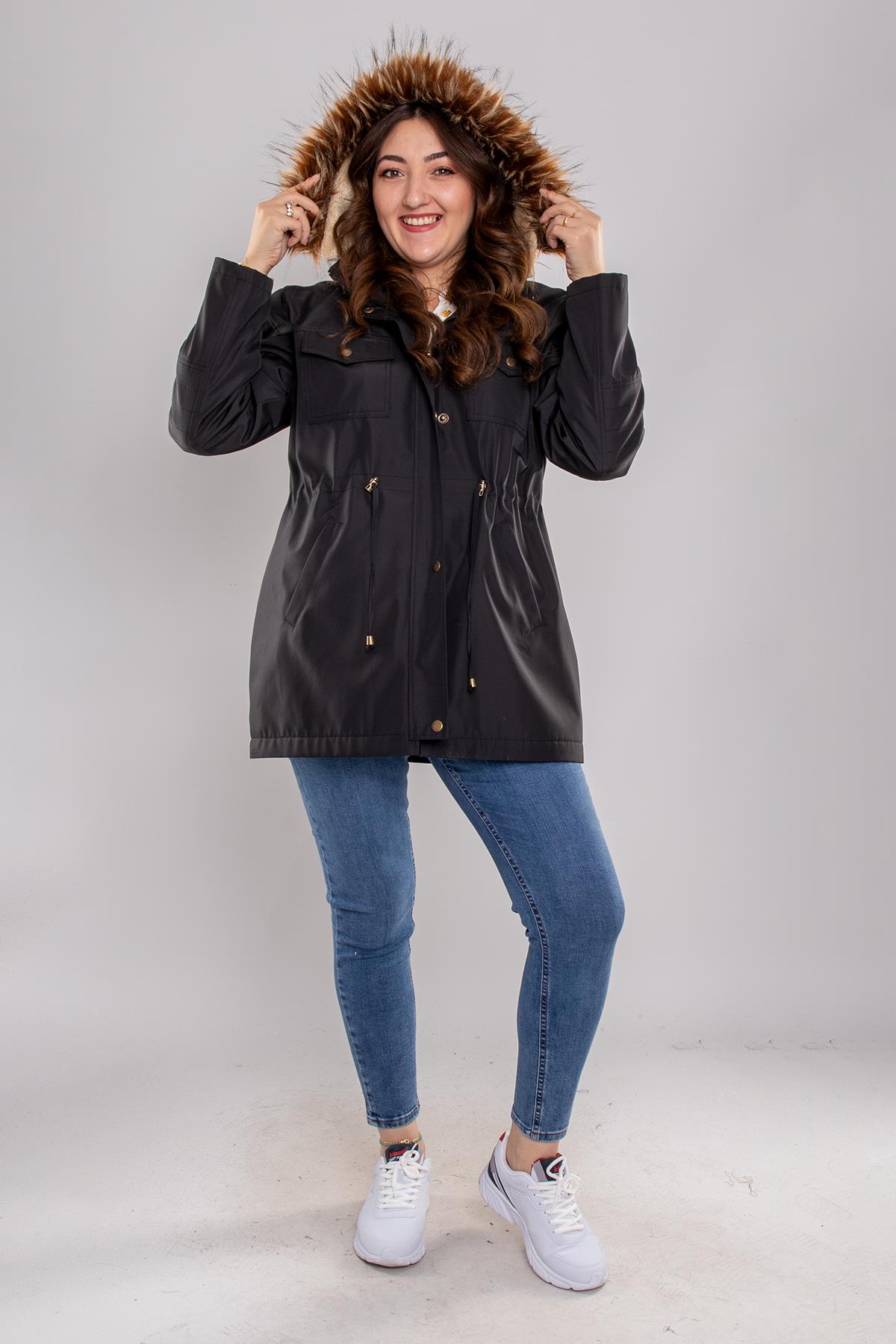 1027 Büyük Beden İçi Kürklü Kapüşonlu 4 Cep Beli Bağcıklı Kadın Kap