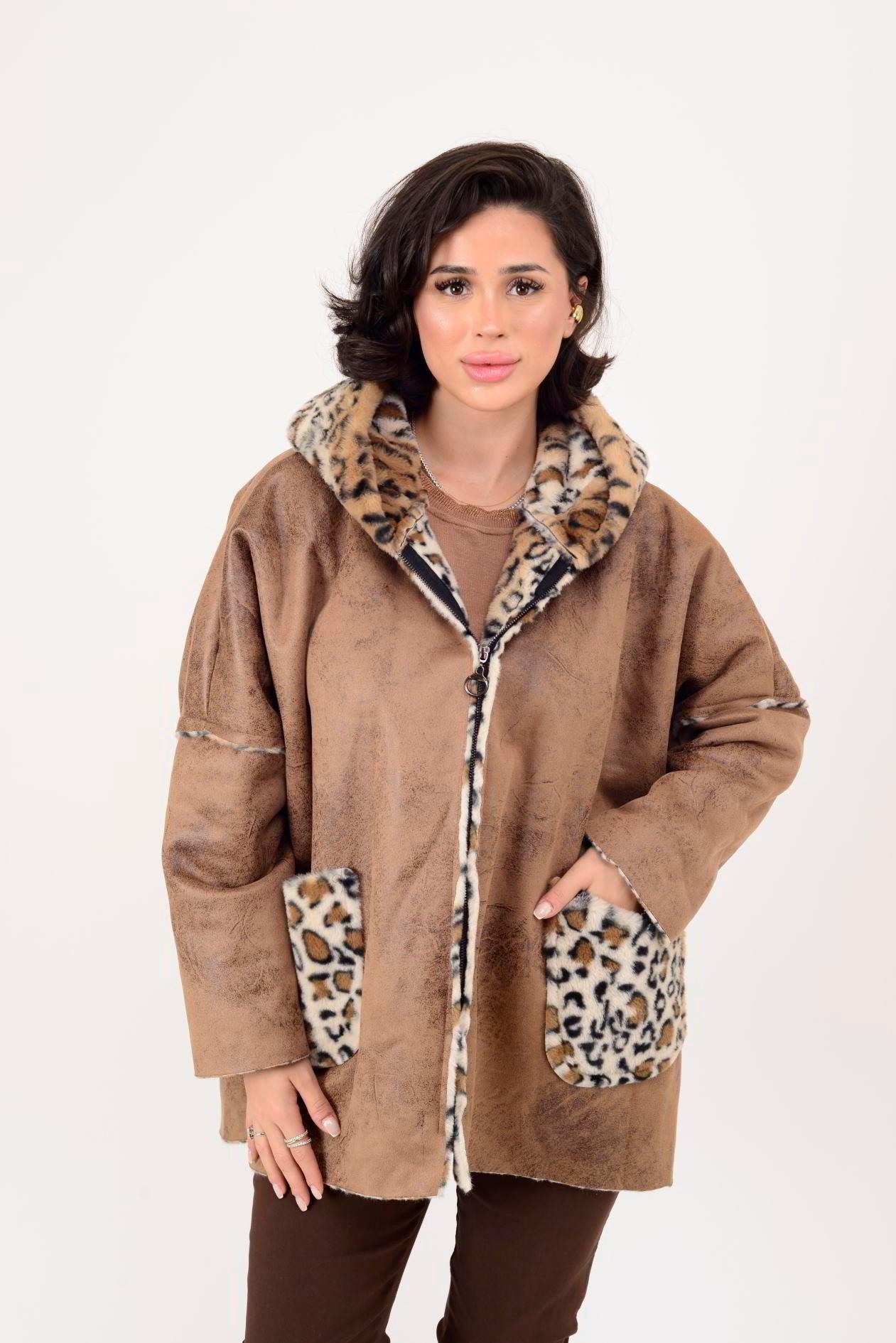 10299-10 Leopar Desen İçi Peluş Kürklü Kapüşonlu Kadın Keçe Kaban