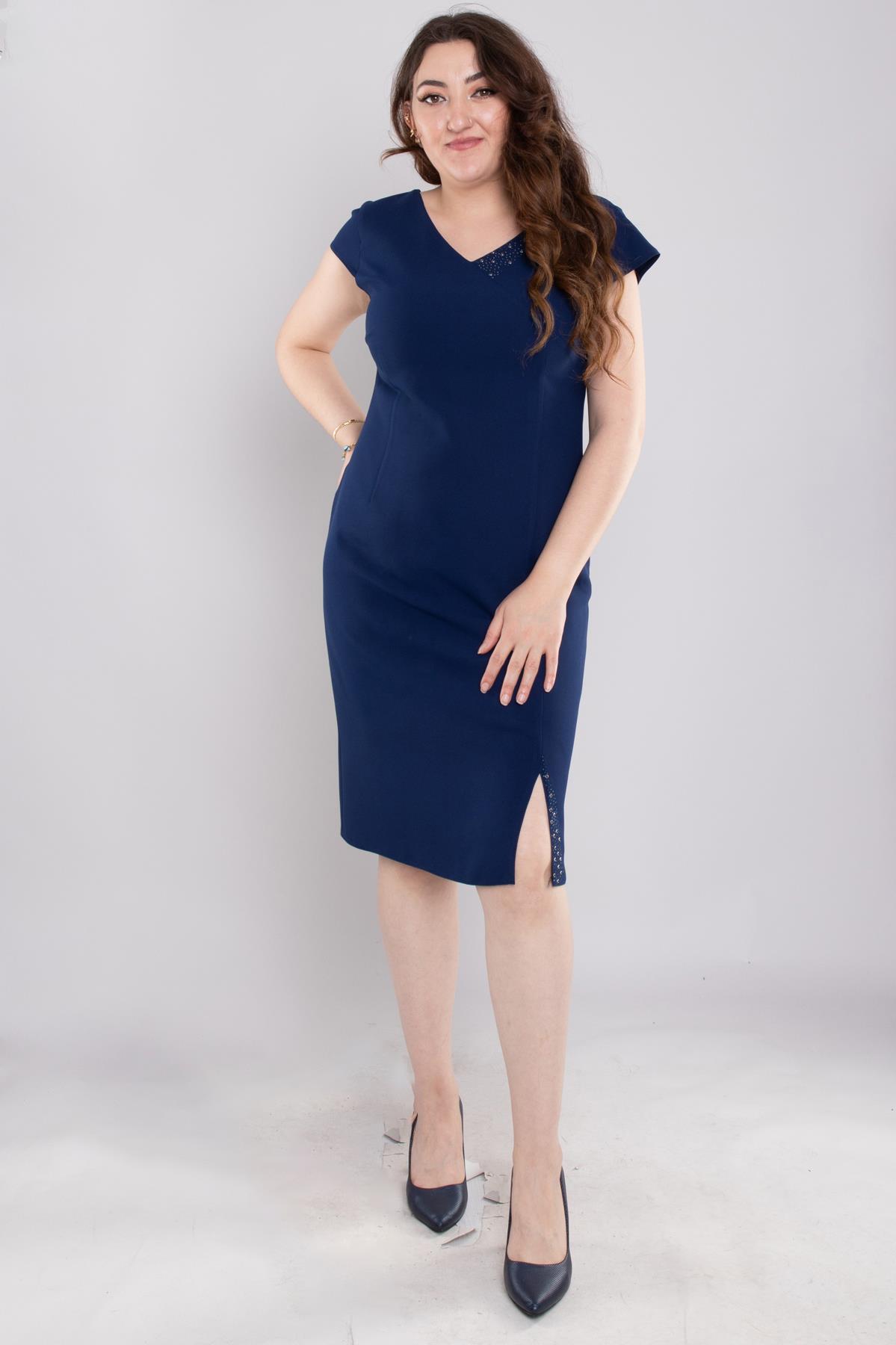 103 Büyük Beden Vyaka Patı Eteği Taşlı Kısa Krep Elbise