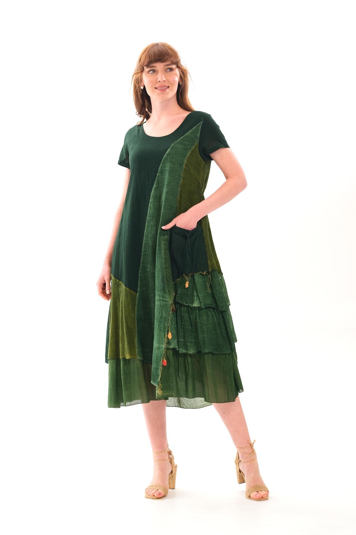 1040 Asimetrik Renkli Kısa Kol Otantik Elbise