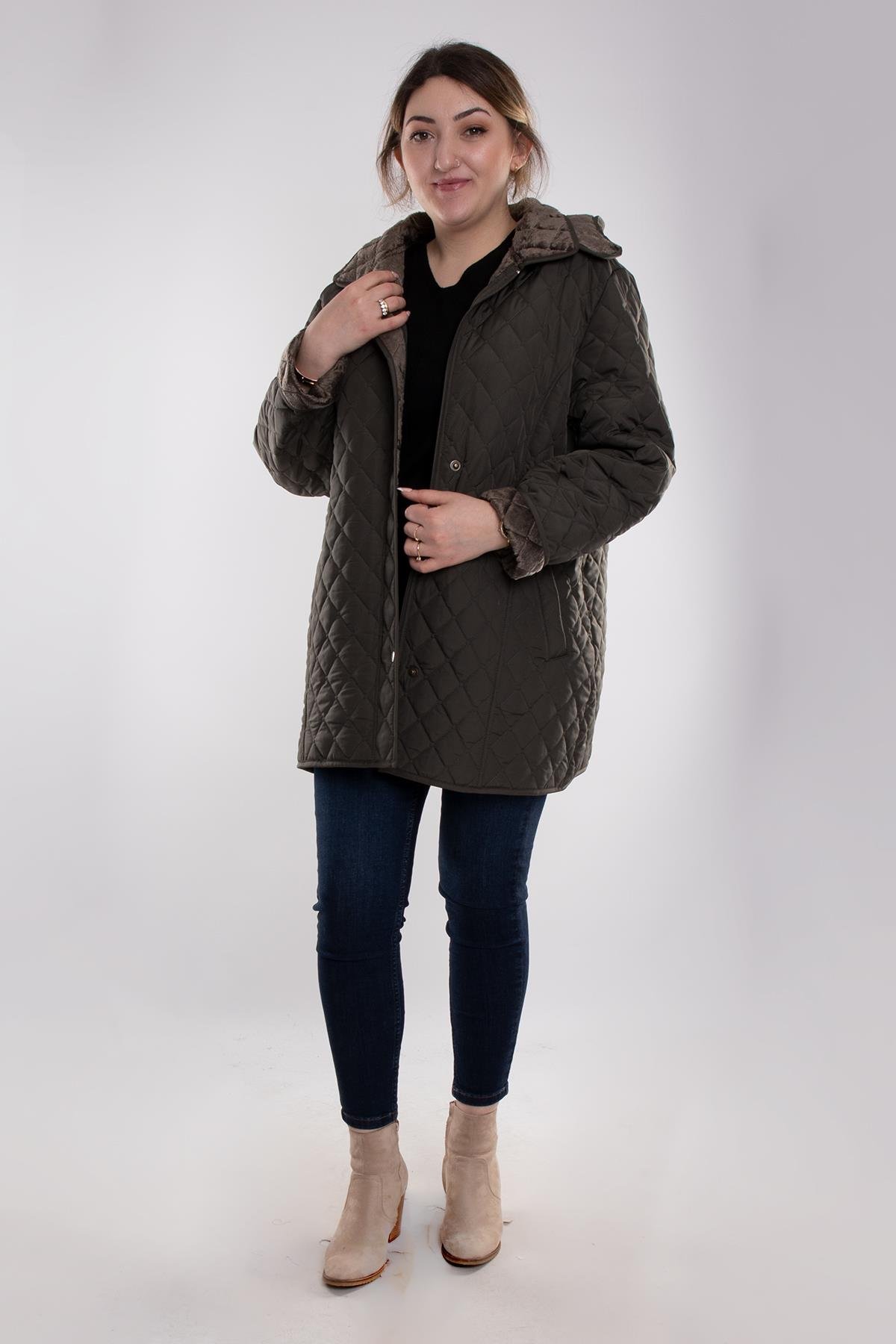 1060 Battal Beden İçi Kürklü Kapitone Kadın Mont