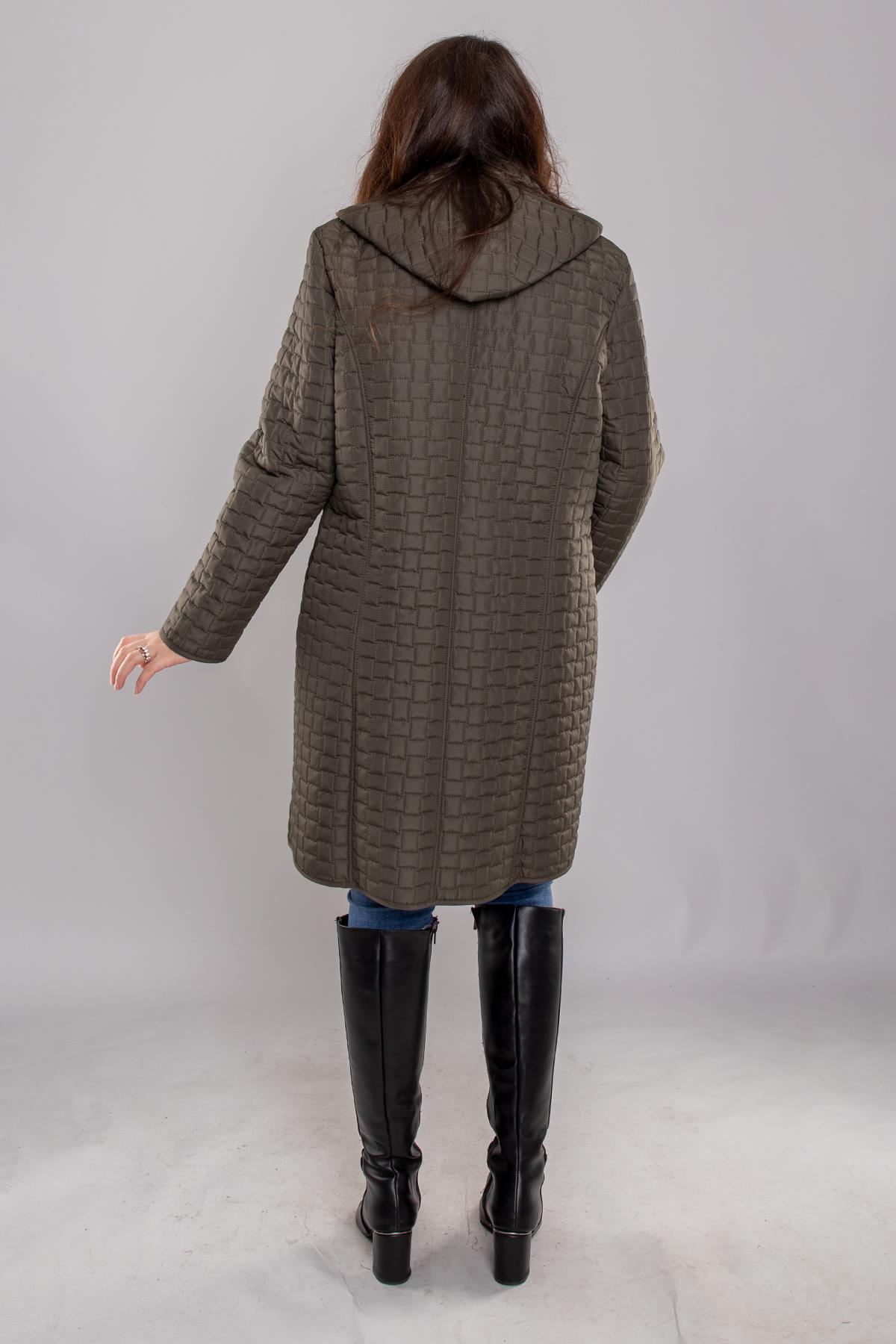 1062-1 Battal İçi Taytüyü Kapitone Kapüşonlu Kadın Mont