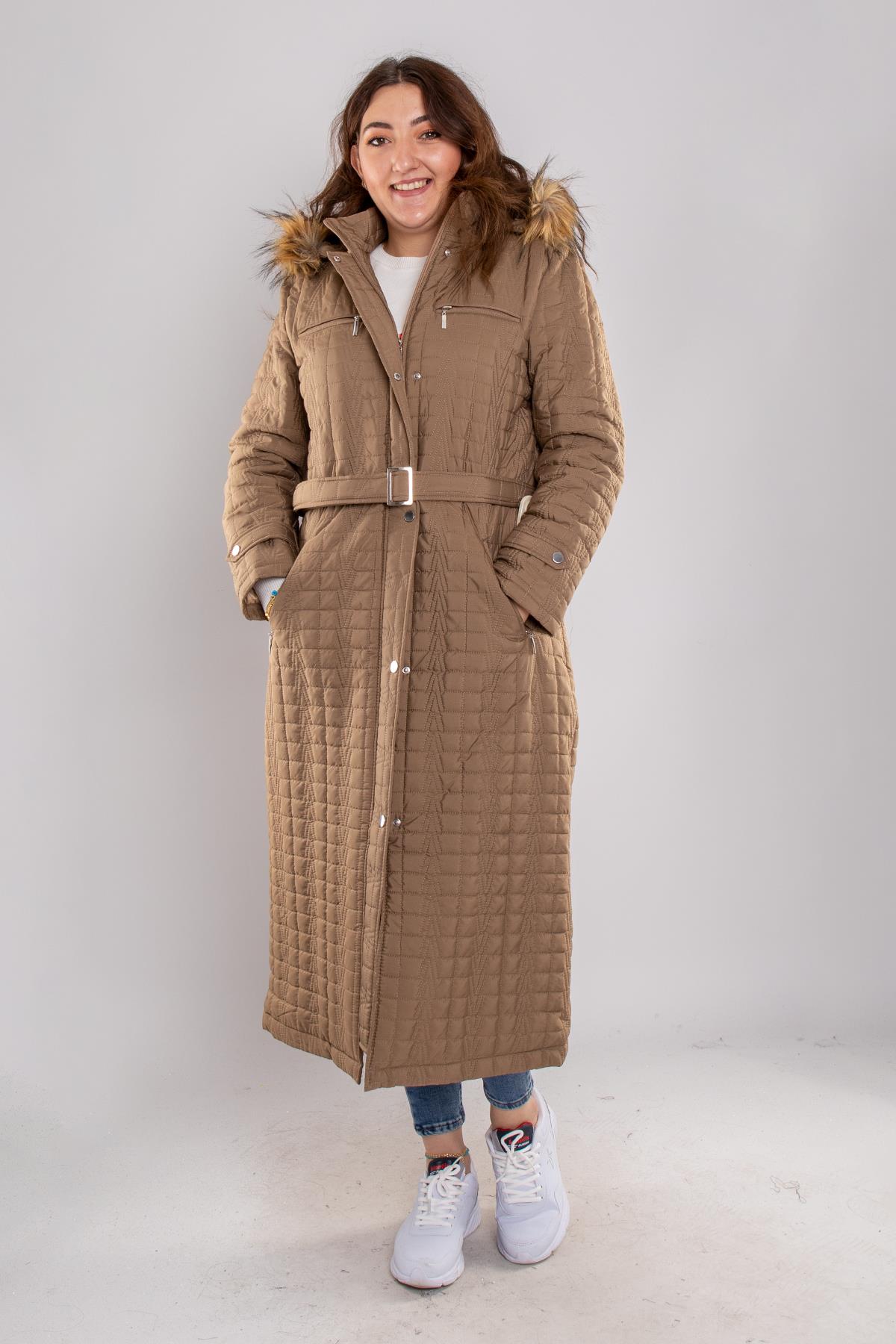 1078 Büyük Beden Kemerli Zigzag Desen Kapüşonlu Uzun Kadın Mont