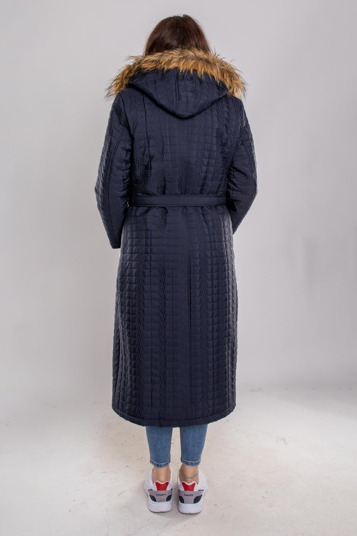 1078 Büyük Beden Kemerli Zigzag Desen Kapüşonlu Uzun Kadın Mont