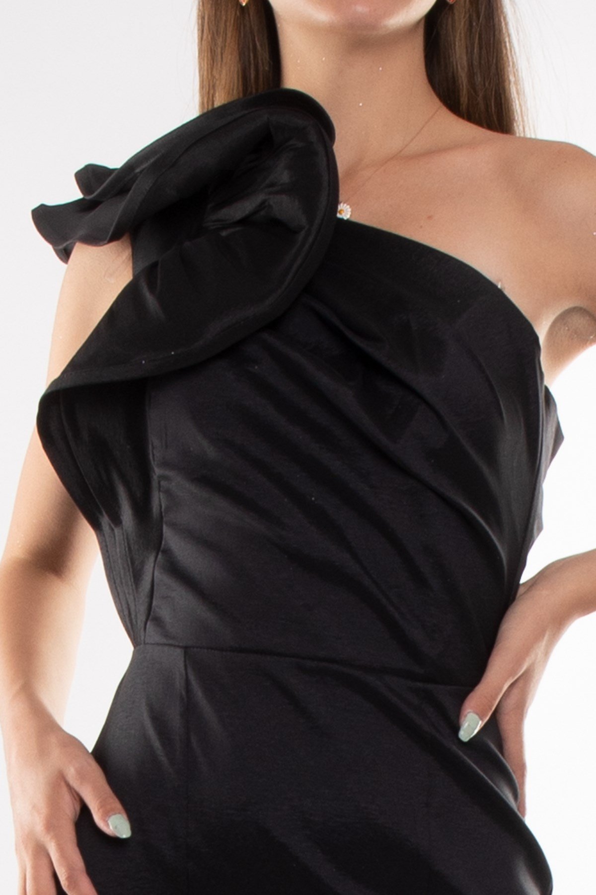 1199 Tek Omuz Kemerli Önü Drapeli Balık Elbise