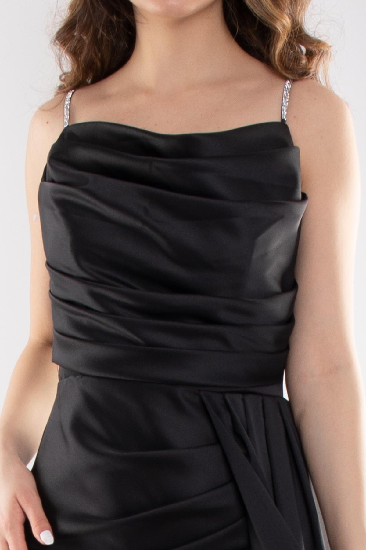 1329 İpAskılı Şalyaka Beli Drape Kuyruklu Uzun Saten Elbise