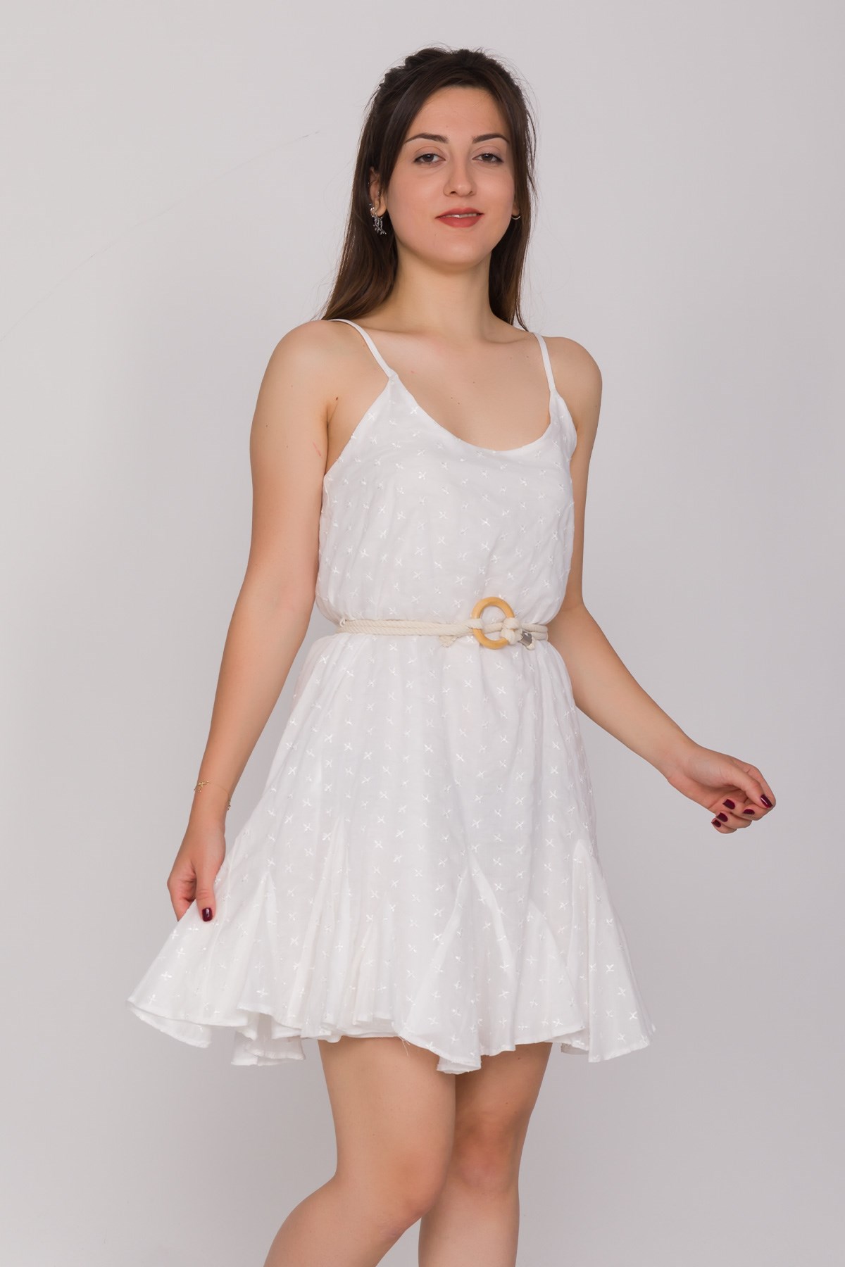 1351 KB İp Askılı Brode Nakışlı Astarlı Kısa Kemerli Elbise