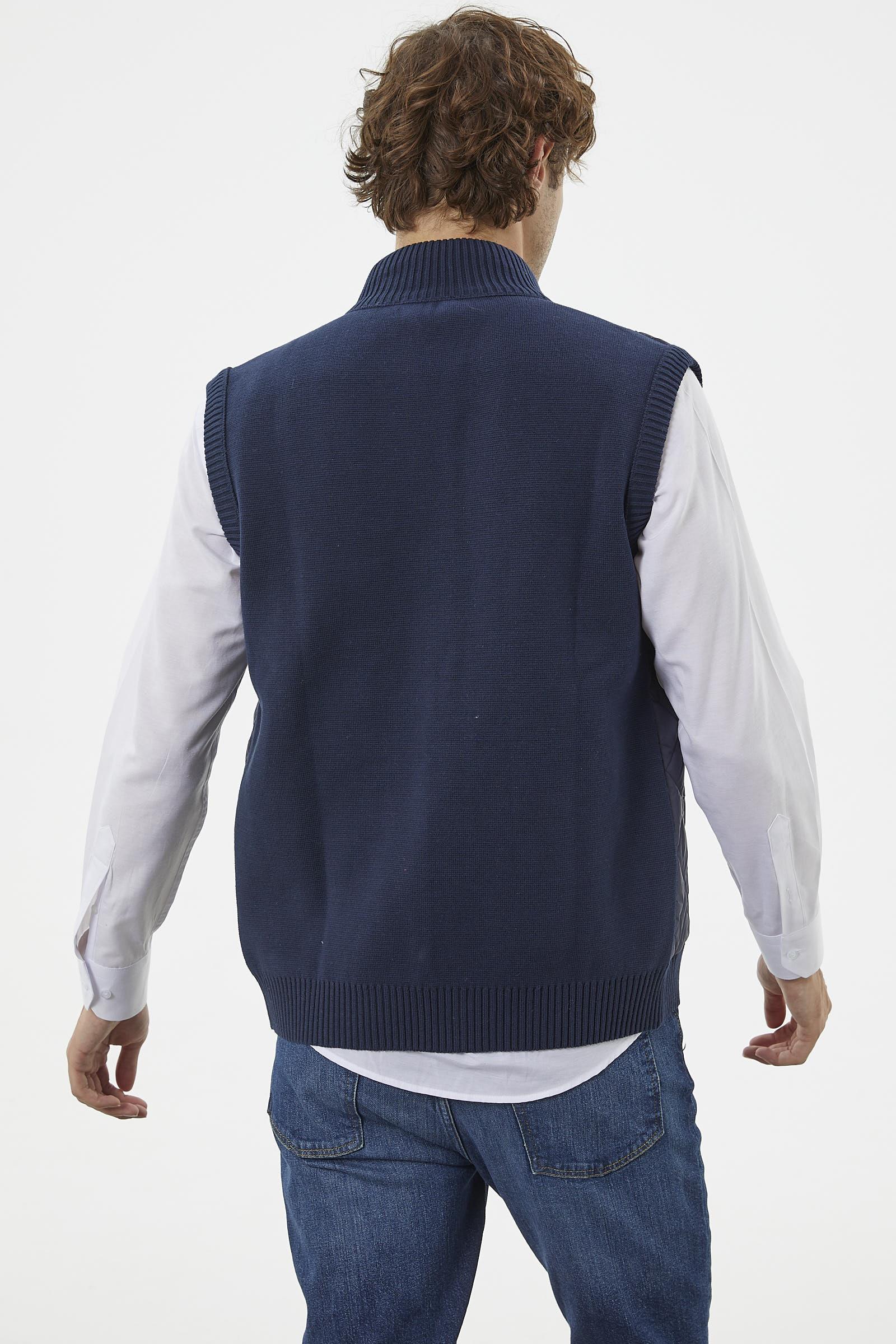 14293 Fermuarlı Yarım Balıkçı Önü Kapitone Triko Erkek Yelek