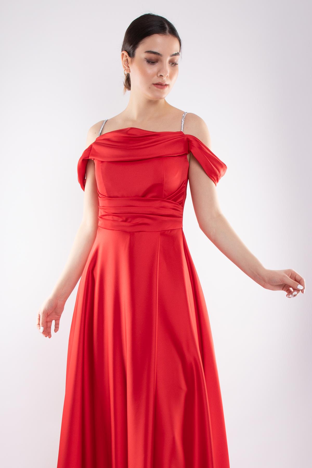 1440 Şalyaka Beli Drape İpAskı Uzun Saten Elbise