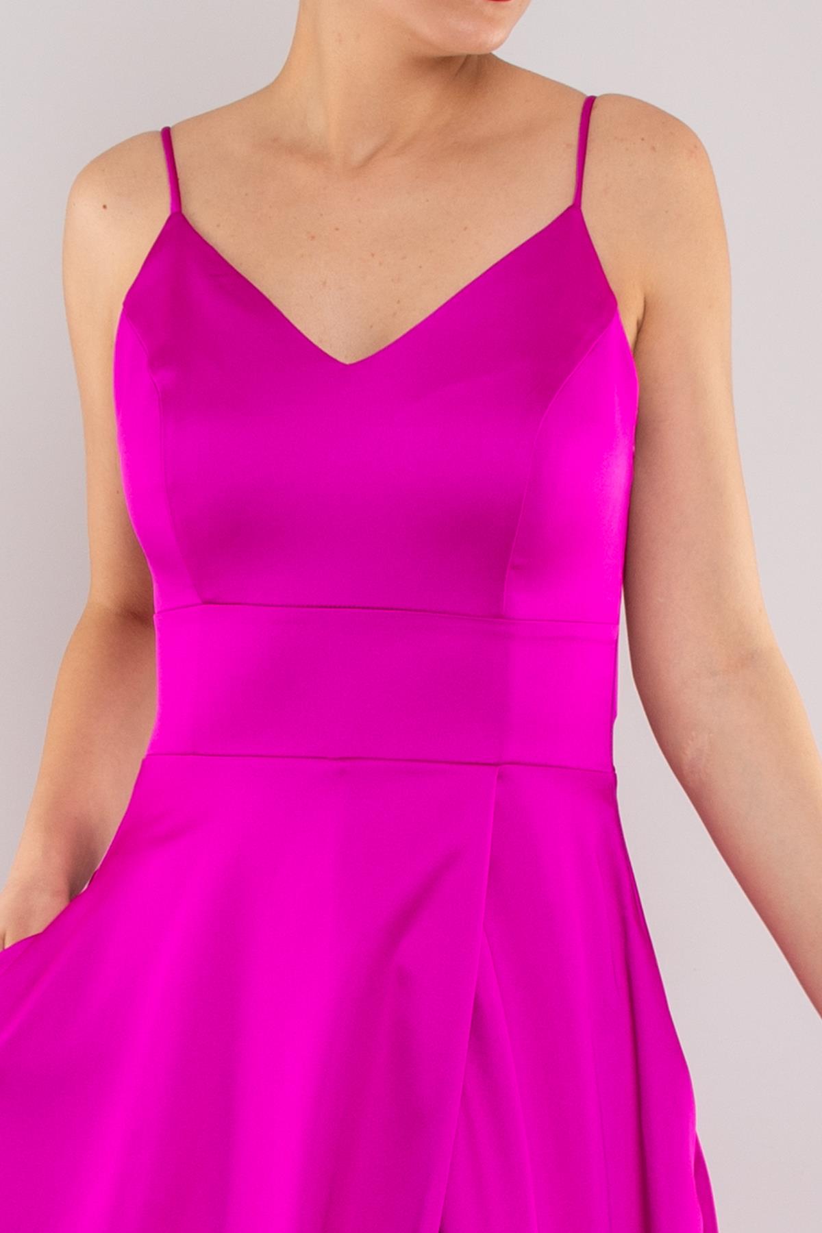 1495 Sırtı Bağlama İp Askı Saten Yırtmaçlı Önü Kapaklı Uzun Elbise