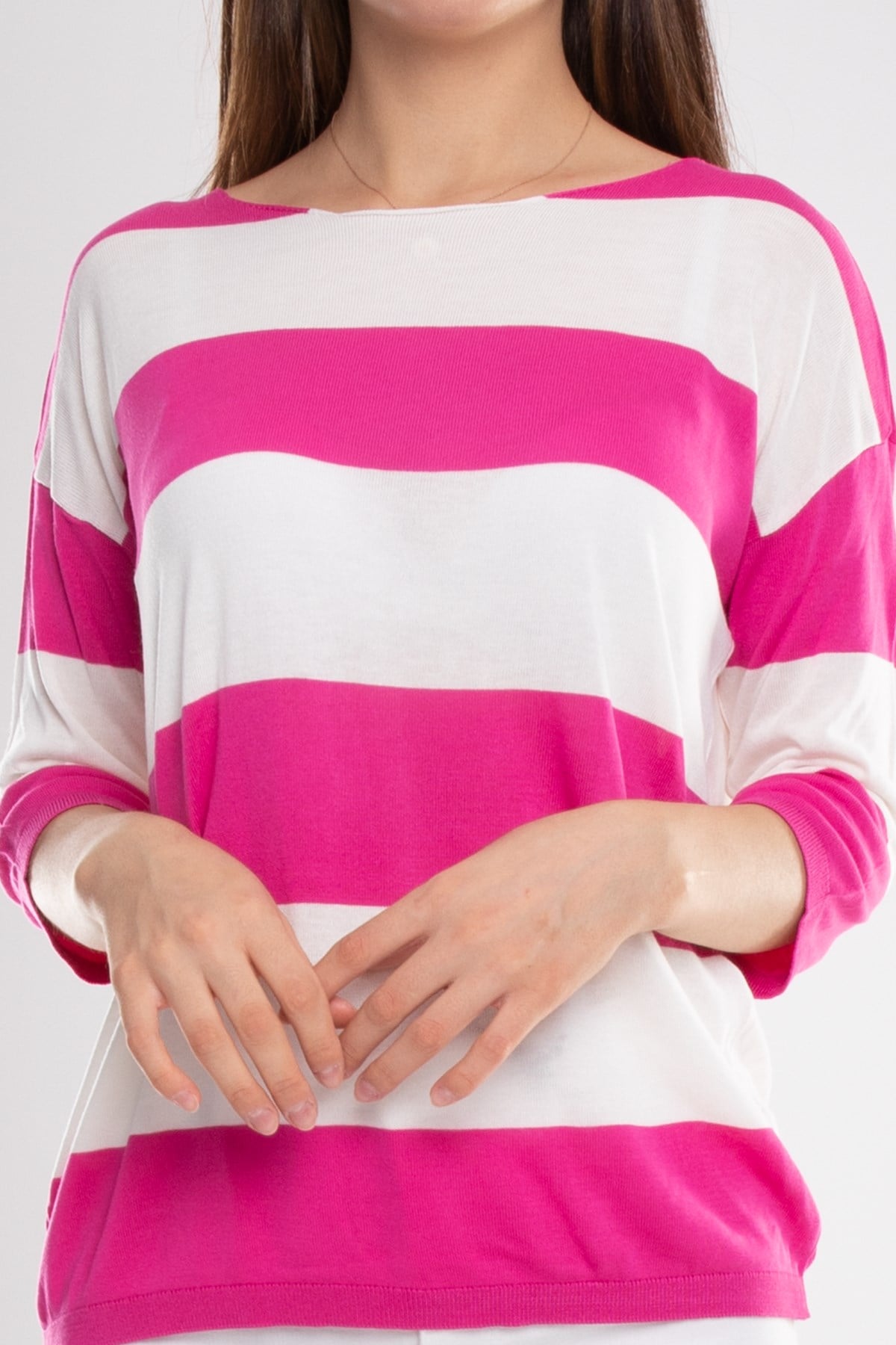 184 KB Kalın Çizgili Basic Triko Bluz