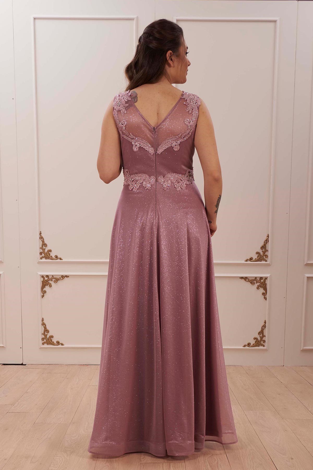 20178 BB Kruv.Yaka Bel Omuz Taşlı Simli Uzun Abiye