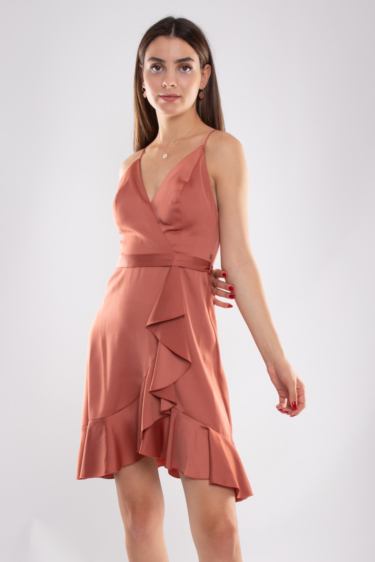 2020 KB Eteği Fırfırlı Sırt Bağlamalı Kısa Elbise