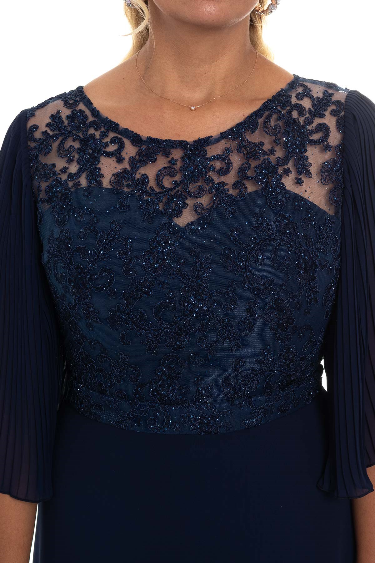 20208 BB Pilisekol Sim Nakış İşleme Şifon Krep Elbise